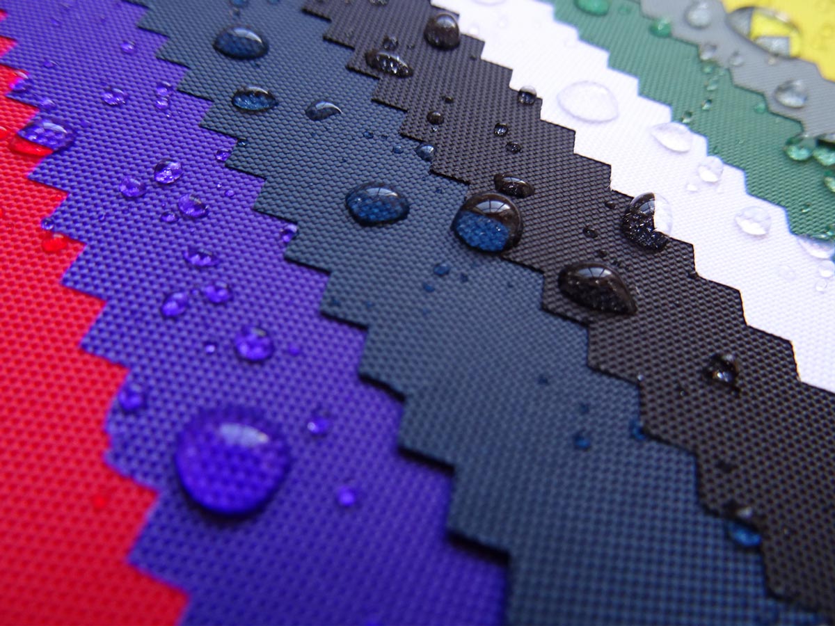 Detalle de lona ExtraTex con costuras selladas y refuerzos