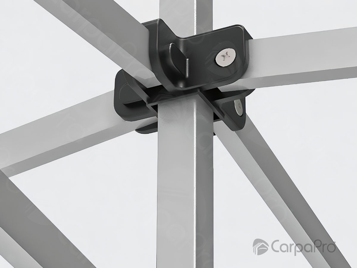 Detalle de perfil y uniones reforzadas